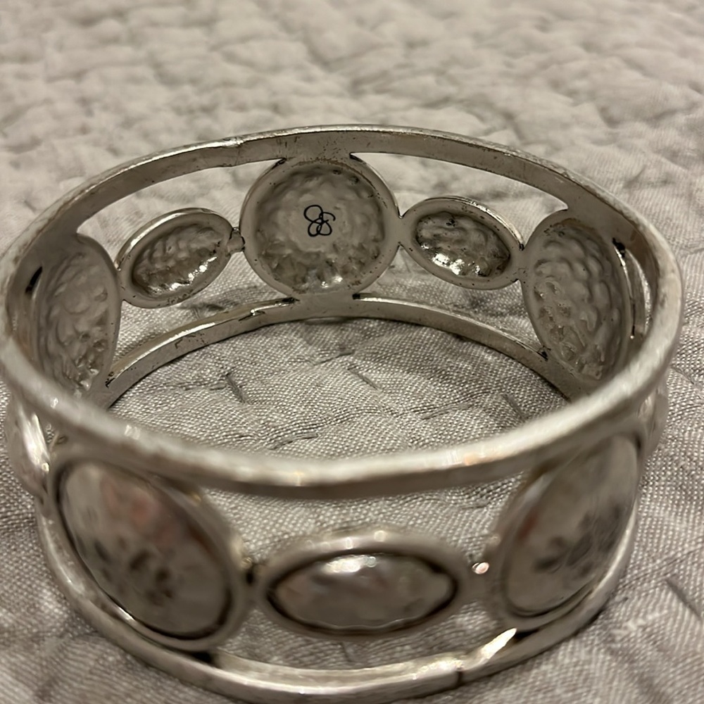 Jessica Simpson bangle - Picture 2 of 3